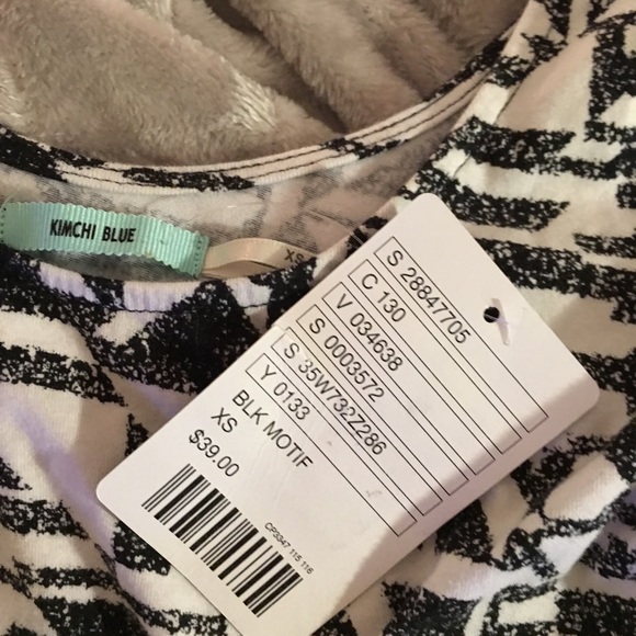 Geometric patterned Kimchi Blue dress😊 - Picture 3 of 3