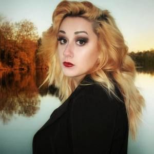 Meet your Posher, Bre