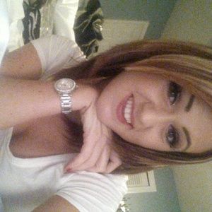 Meet your Posher, Erin