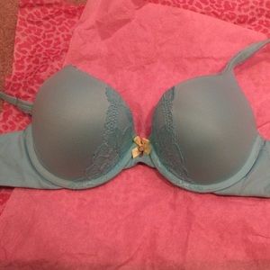 Victoria's Secret Body Bra