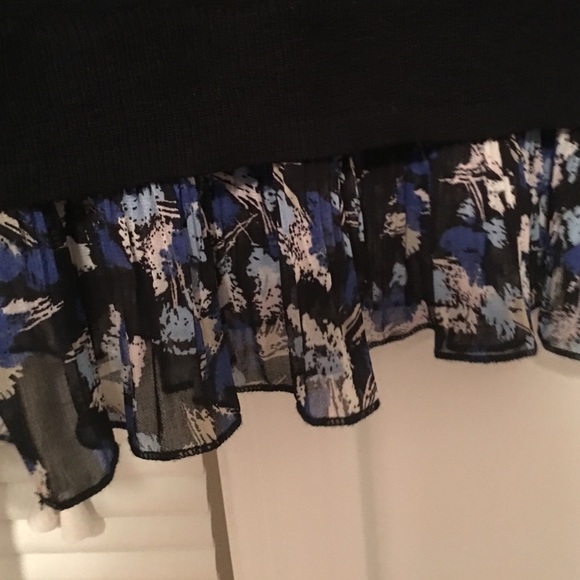 Floral lined top - Picture 2 of 2