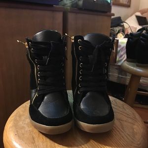 Steve Madden Wedge sneakers