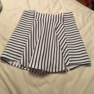 Black & white striped skort