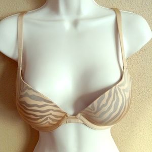 Hanes 34C Padded Bra