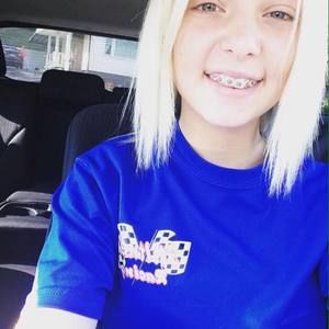 Meet your Posher, Larae