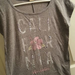 NWOT flowy Hollister top