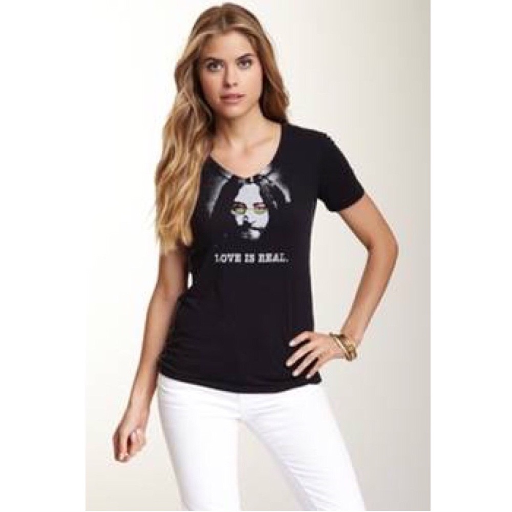 TRUNK LTD Jonh Lennon Love Is Real V-Neck T $55