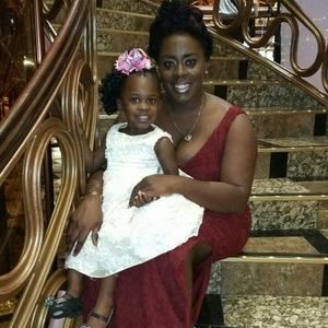 Meet your Posher, Leslie