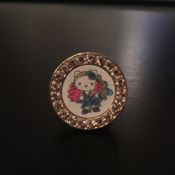 Tarina Tarantino x Hello Kitty pink head Ring