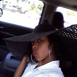 Meet your Posher, Aisha