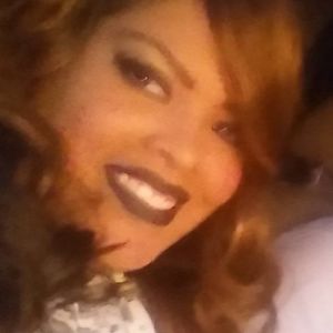 Meet your Posher, Nadia