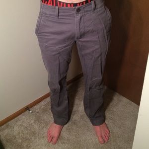 Men's American Eagle grey khaki pants