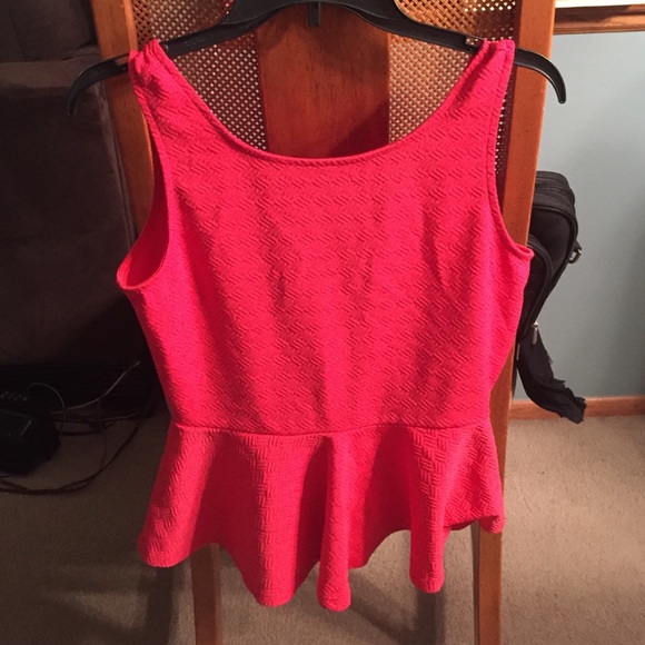 Patterned Tank w/ open back