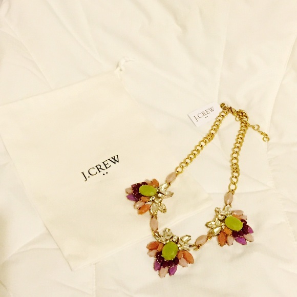 J Crew Multicolor Floral Necklace - Picture 3 of 4