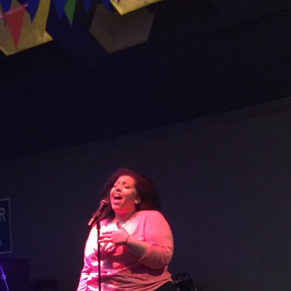 Meet your Posher, Destinee