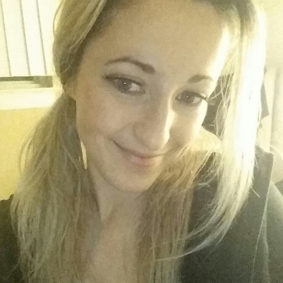 Meet your Posher, Timi - Picture 1 of 1