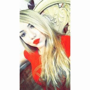 Meet your Posher, Arianna