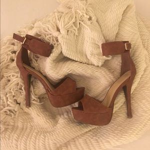 Brown reflection high heels