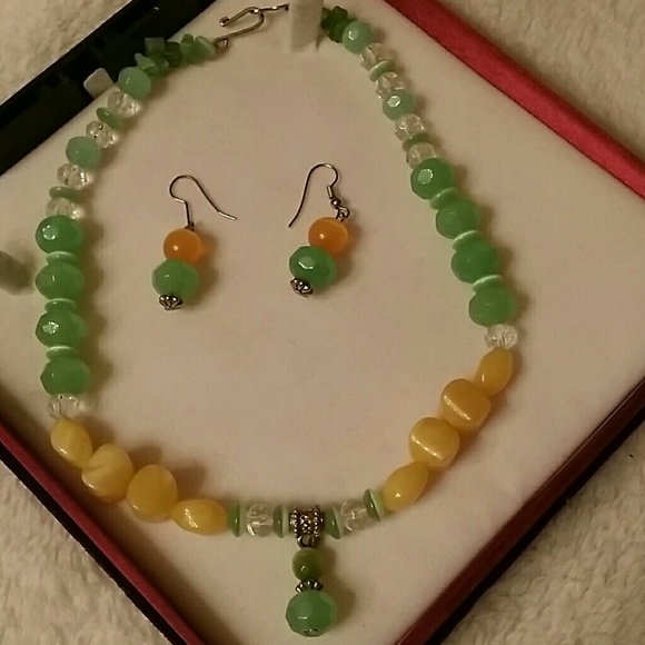 CUSTOM-MADE NECKLACE & EARRINGS SET