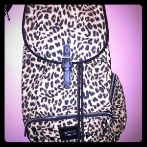 Victoria's Secret PINK cheetah print backpack💕