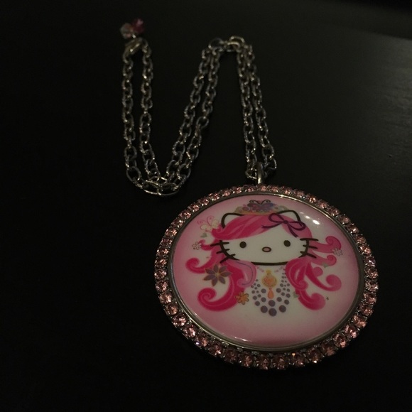 Tarina Tarintino x Hello Kitty pink head Necklace