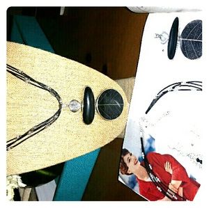 Leaf inspired pendant