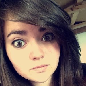 Meet your Posher, Ashleigh