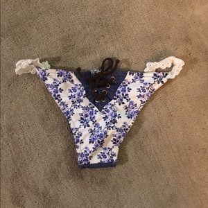 Beach Bunny bottoms