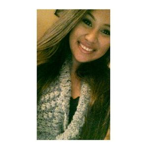 Meet your Posher, Candy