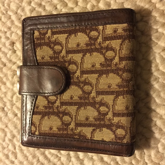 Christian Dior Wallet - Picture 2 of 3