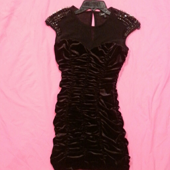 Bebe dress