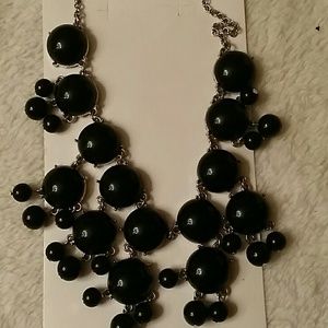 NWOT BLACK NECKLACE