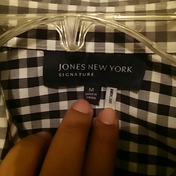 Button down shirt - Picture 3 of 3