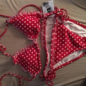 VS NWT Swim suit 2 piece both pieces are size M.