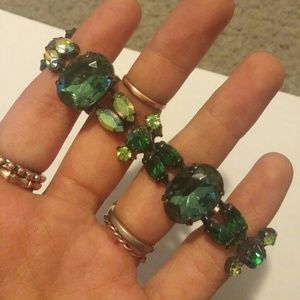 💚 Vintage Emerald Rhinestone Bracelet 💚