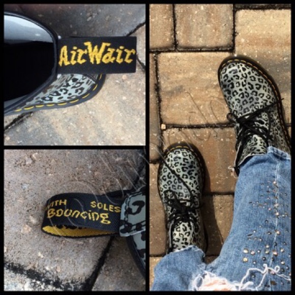 💢SOLD💢DR MARTENS - Picture 3 of 4