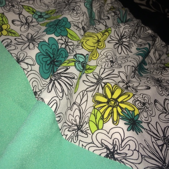 Skirt - Picture 2 of 2