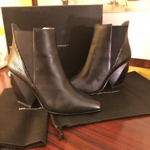 United Nude "Jacky Hi" ankle boot -black sz 41