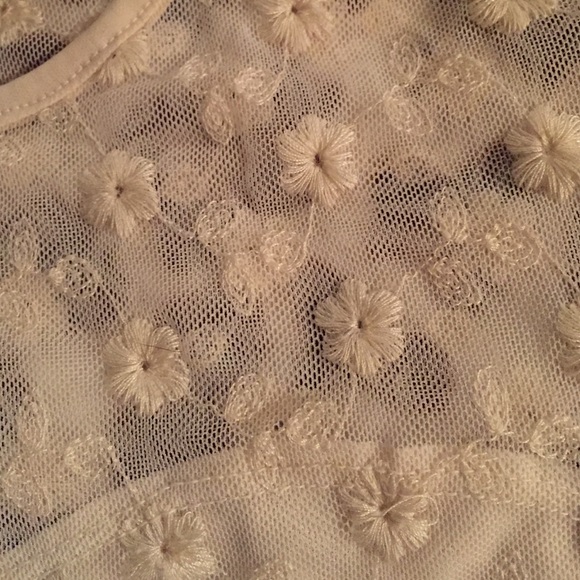 Rue 21 crop top - Picture 4 of 4