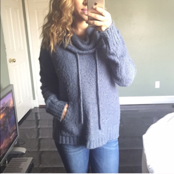 Blue knit sweater - Picture 3 of 4