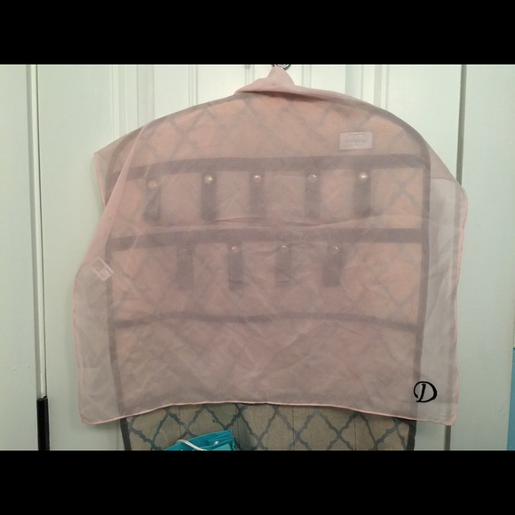 VINTAGE SCARVES - Picture 2 of 4