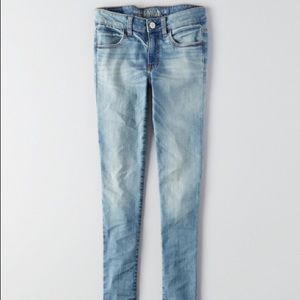Light wash skinny ankle jeans
