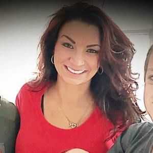 Meet your Posher, Kendra