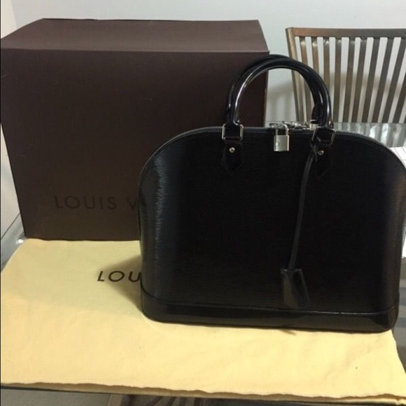 Louis Vuitton Epi Leather Alma MM