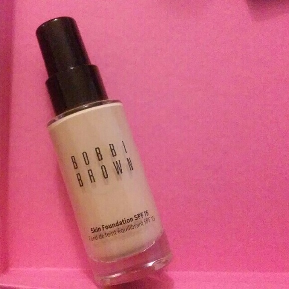 @Flash SALE!! Bobbi Brown skin foundation sand 2