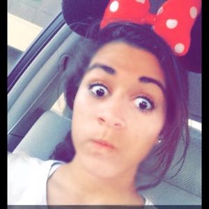 Meet your Posher, Ariel