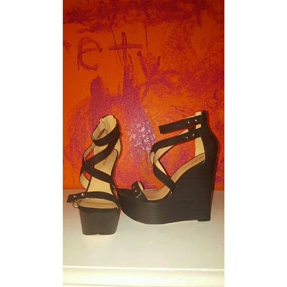 Scandalous 6 inch black wedges