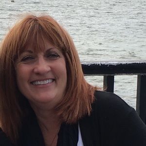 Meet your Posher, Debra