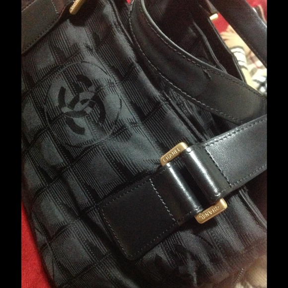 Chanel - Picture 4 of 4