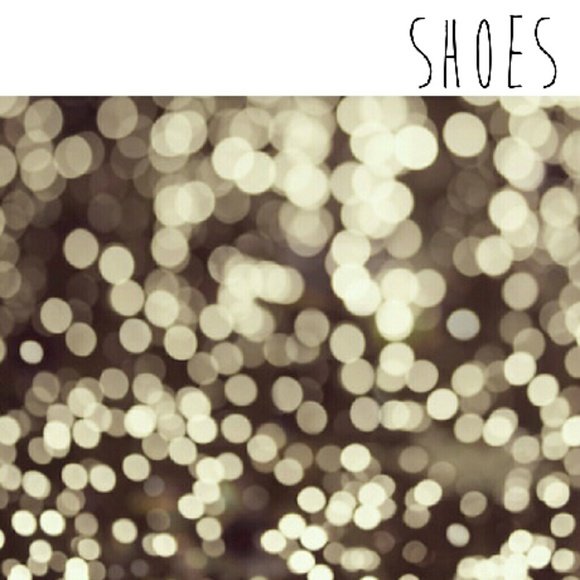 * Shoes * - image 1